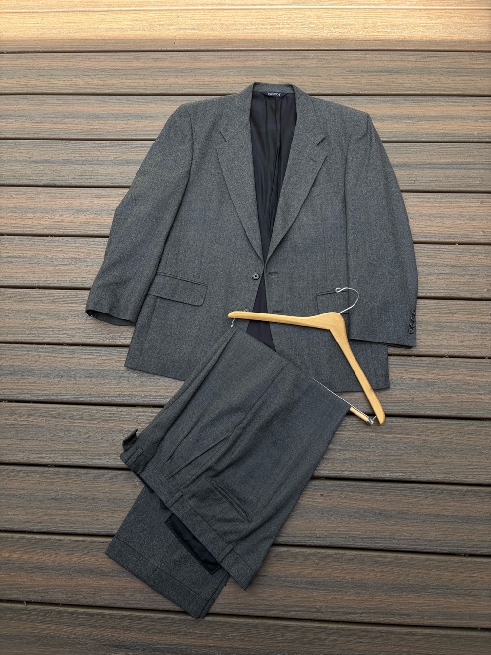 Vintage Burberrys Wool 2 Piece Blazer Suit Pants Gray Mens 44R Mens 36x28